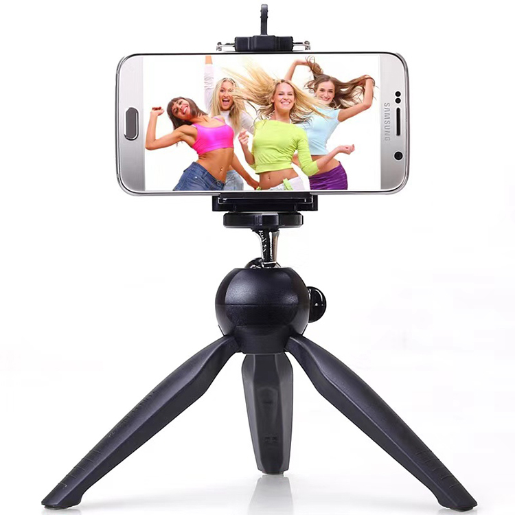 Portable phone selfie stand 
