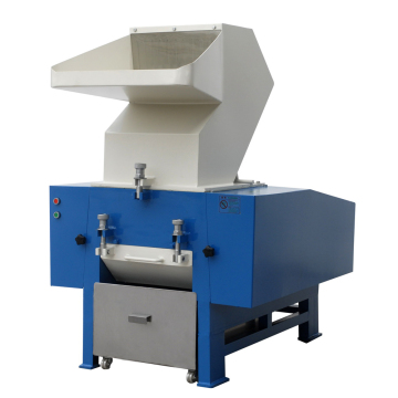 Plastic strong crushing machine