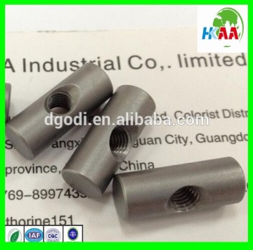 Metal barrel insert nut for wooden furniture