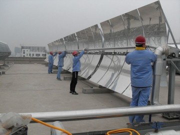 Parabolic trough solar collector with solar tracking system and solar controller