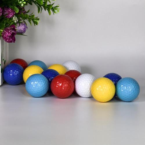 Šarene lopte za vježbanje golf terena