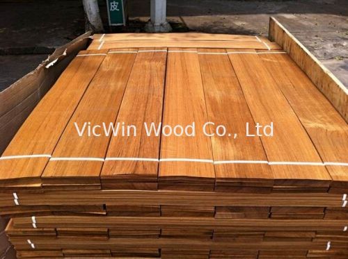 Natural Burma Teak Wood Flooring Veneer Sheet , Cut To Size Veneer