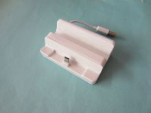 Desktop Mini Usb Phone Charger White Docking Station For Iphone Ipod Touch