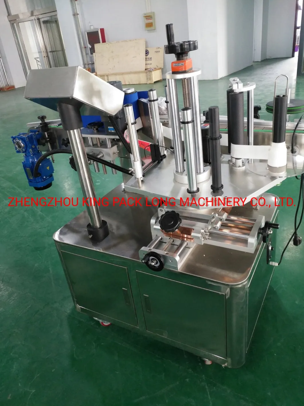 Automatic Vertical Plastic Bottle Sticker Labeller Labeling Machine with Ce