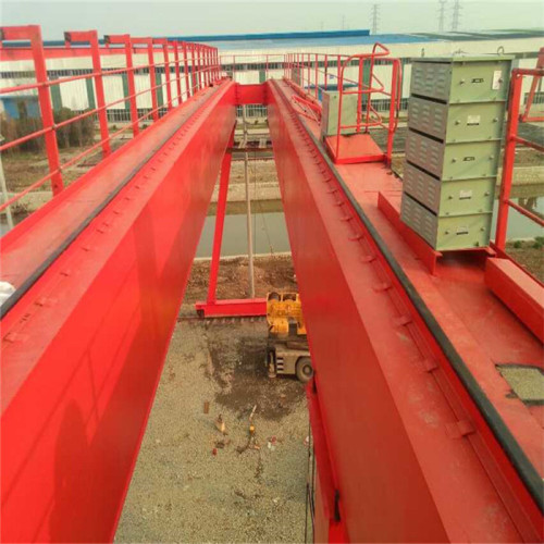 32 tons two hooks gantry crane