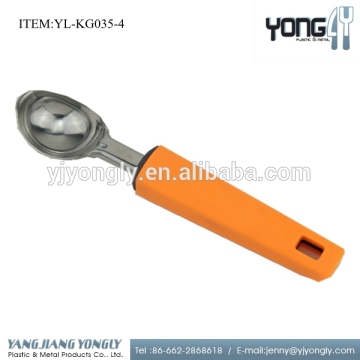 Stainless steel ice cream scoop with non-slip square handle