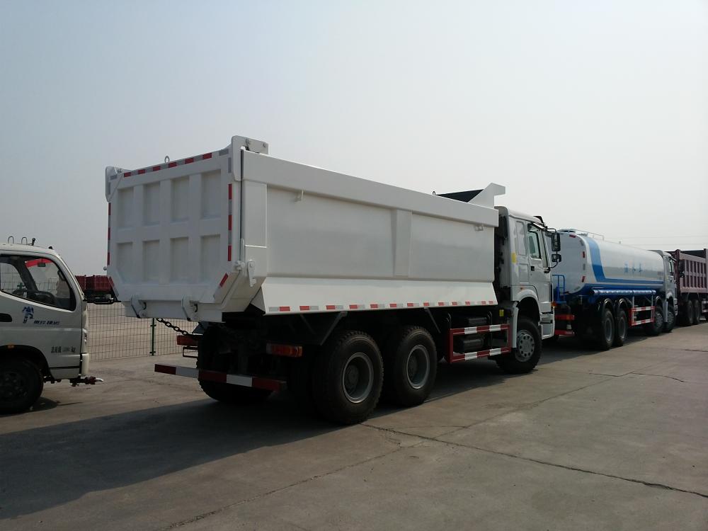 Φορτηγό απορρίψεων τύπου U U Type Dump Truck
