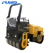 3 toneladas de aço frontal aço de aço traseiro pneu de borracha vibratório Roller Compactor Fyl-1200T