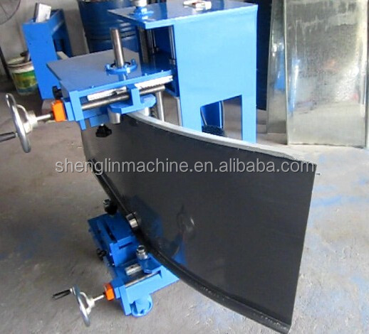 Curving machine for standing seam profile