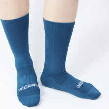 WOSAWE Universal Professional Cycling Socks: Breathable, Sweat-Absorbent Running Socks - Free Size for Outdoor Sports