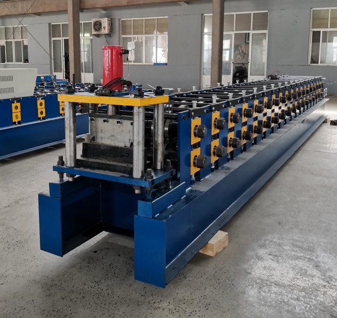 Roll-up door roll forming machine