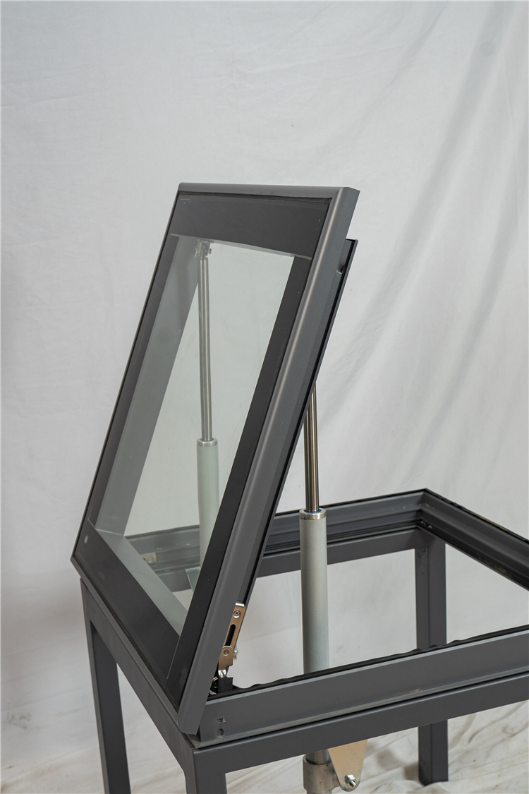 Hot Sale Aluminium Alloy Fabrication Smoke Exhausting Skylight