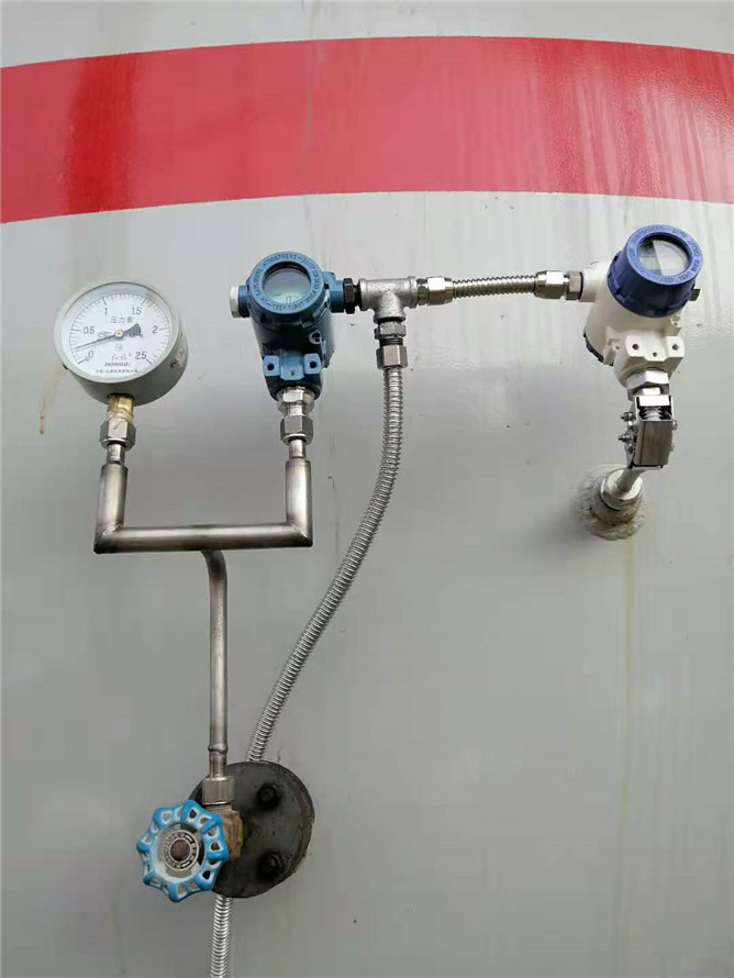 pressure gauge