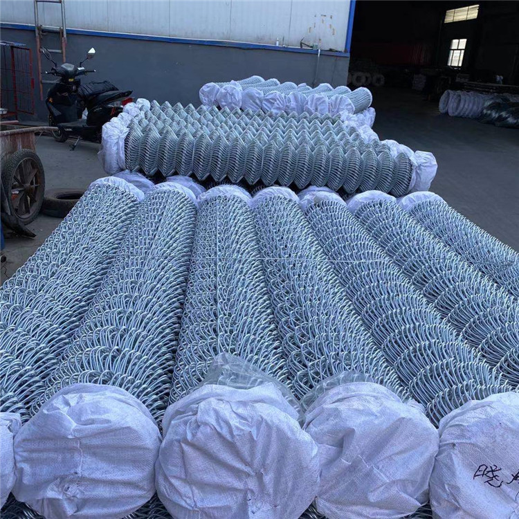 Honduras 2Mm Pvc Malla Galvanizado De Precio Muy Baja Diamond Cyclone Wire Fence Galvanized Chain Link Fence