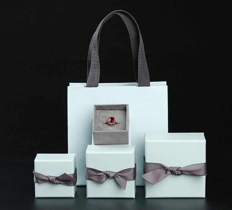 Factory wholesale new products hot sale Jewelry box brand Exquisite jewelry box High quality craft gift box