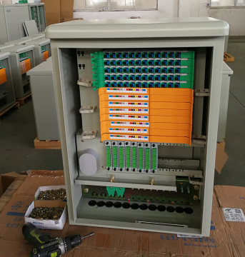 144 Cores Compact Fibre Optic Cross Connect Cabinet