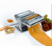 Manual Pasta Machine Compared With The Classic Pasta Machine