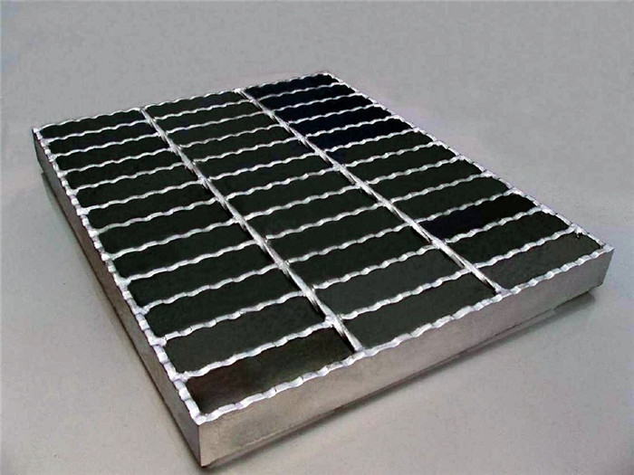 Grille en acier steel grating