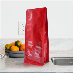 coffee packaging bags with easy-pour spout and ziplock closure