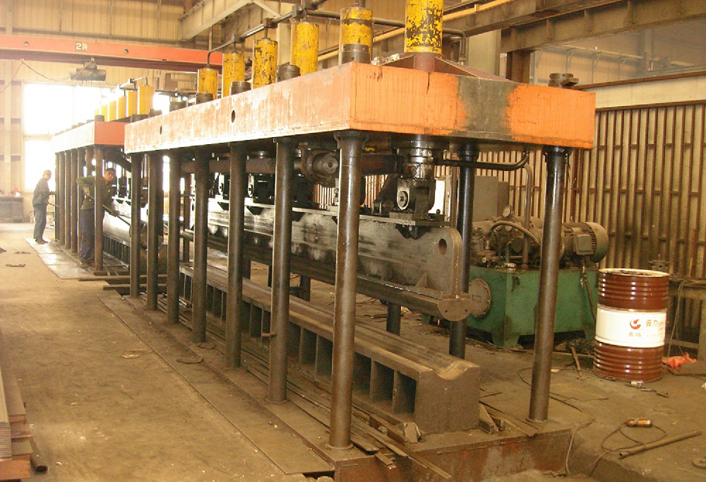 6 মিটার ছাঁচনির্মাণ মেশিন 6meter moulding machine