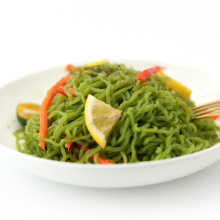 Konjac Miracle Noodles: Hotselling Spinach Variety - Low Calorie, Plant-Based Food Ideal for Keto Diets