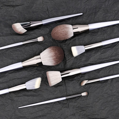 2022 تصميم جديد 9PCS Premium Gray Plastic Handle Makeup Brushes مجموعة Covid-19