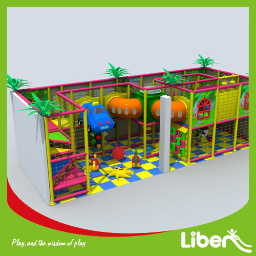 Indoor playground with free jumping tunnel