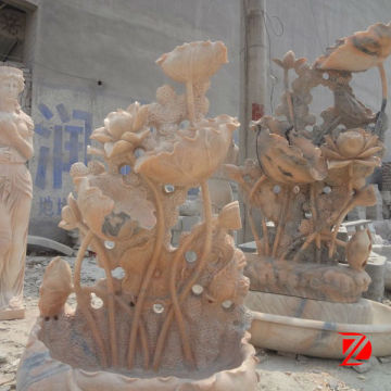 Wall water fountain with flowers