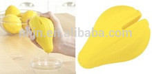 2015 New design kitchen tools hand silicone lemon squeezer