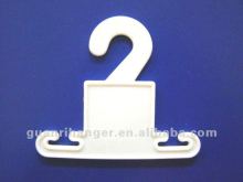 Plastic small hanger accessory P83