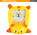 Cartoon Collection horloge murale en plastique