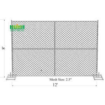 Construction temporary chain link fence