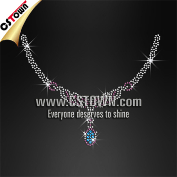 Gem necklace iron on design rhinestone motif