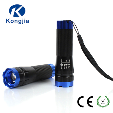 compact and powerful zoomable Focus Flashlight