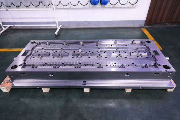 Plastic Injection Mold Base for TV Frame
