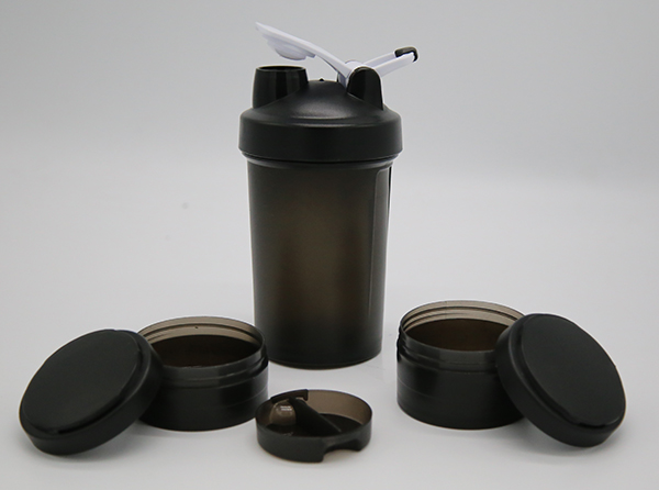 DETAILS shaker with 2compartment