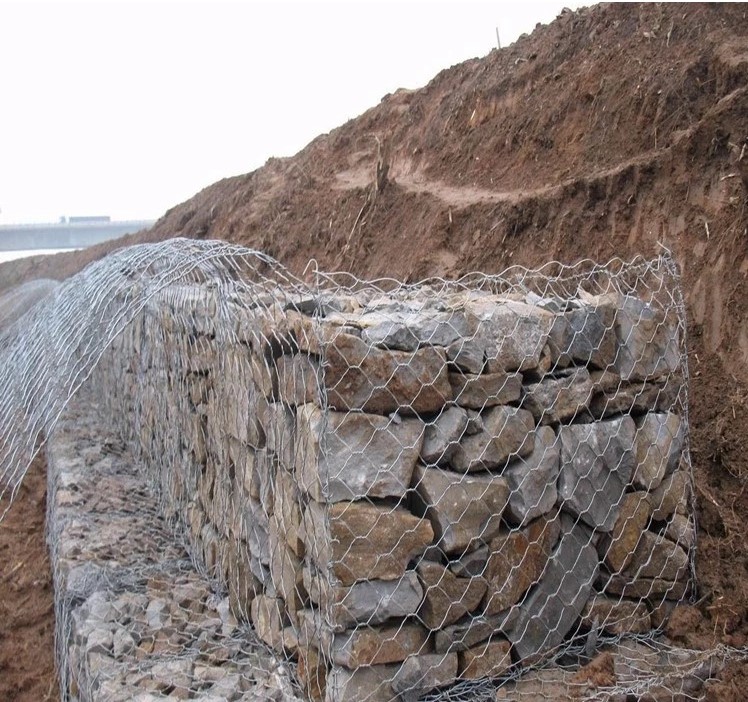 OEM Galvanized Hexagonal Wire Mesh Cage Fence Large Rock Gabion Basket Retaining Wall