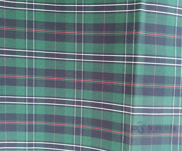 100% Cotton Plaid Design Fabric