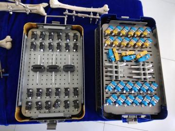 Hoffmann AO standard ankle joint external fixator