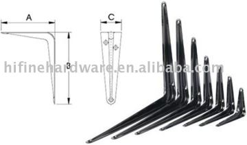 Triangle shelf bracket