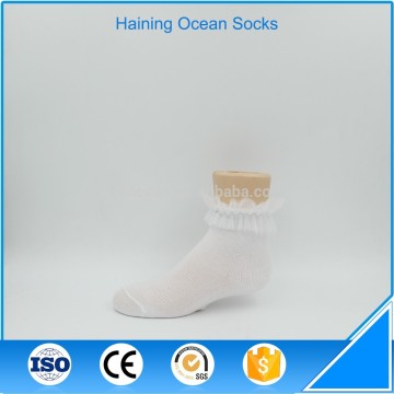 Baby fuffled infant ankle white lace socks