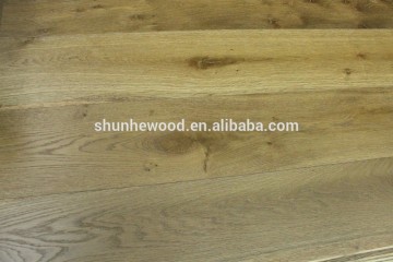 White washed wire-brushed white oak wood flooring timber flooring