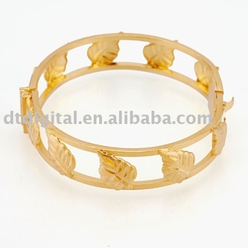 Leaves Bangle(80614-12)
