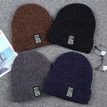 Thick Knitted Beanies for Men: Stylish Winter Hats