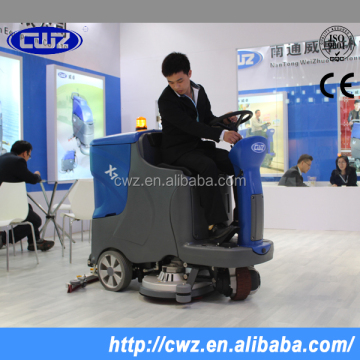 Driving type easy operation floor cleaning equipment