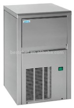 Crushed snow ice machine maker