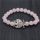 Bracelet de pierres précieuses extensibles avec perles rondes de quartz rose 8MM avec un morceau de hibou en alliage Diamante