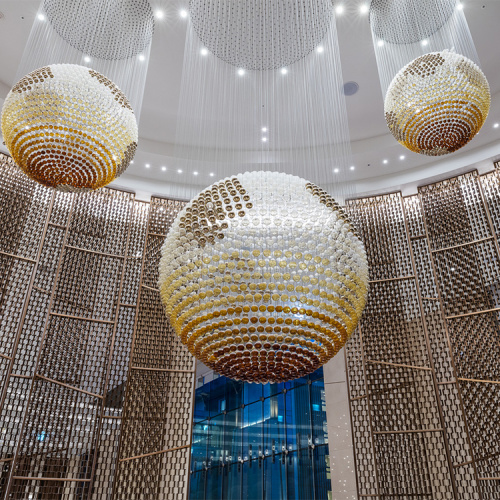 Suspension de lustre globe en cristal de restaurant Orb