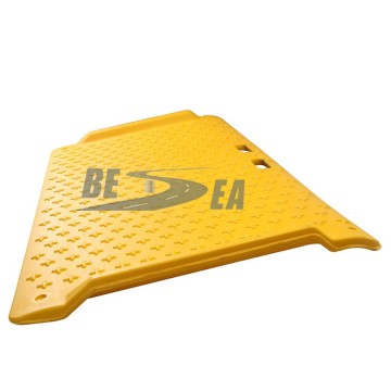 Portable Yellow Plastic Steel Curb Ramp