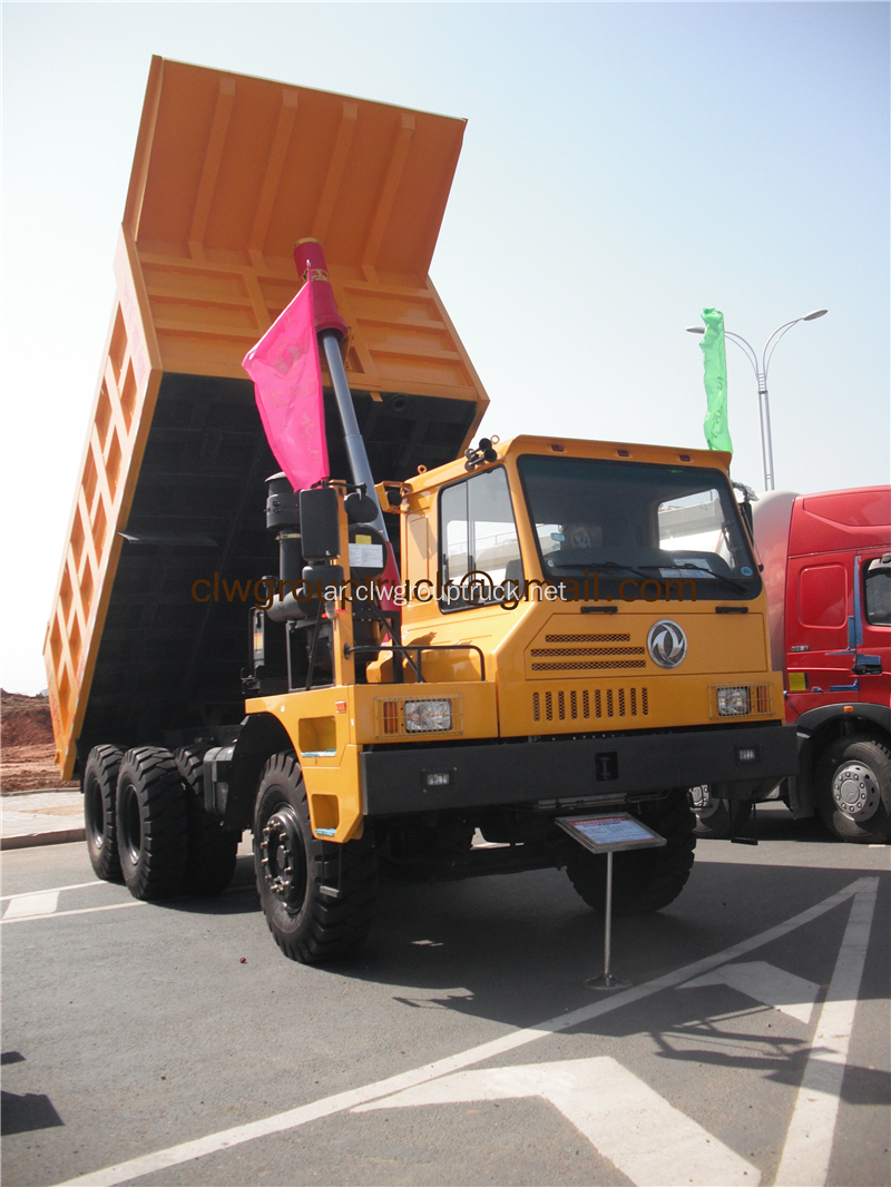 بيع شاحنة قلابة Dongfeng 6x4 Mine